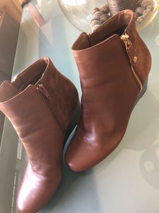 isaac mizrahi wedge boots