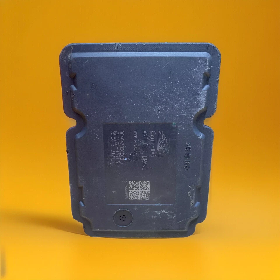 Módulo de bomba de freno ABS Dodge Avenger 2010 restaurado | P0508338AE Foto 3 de 4