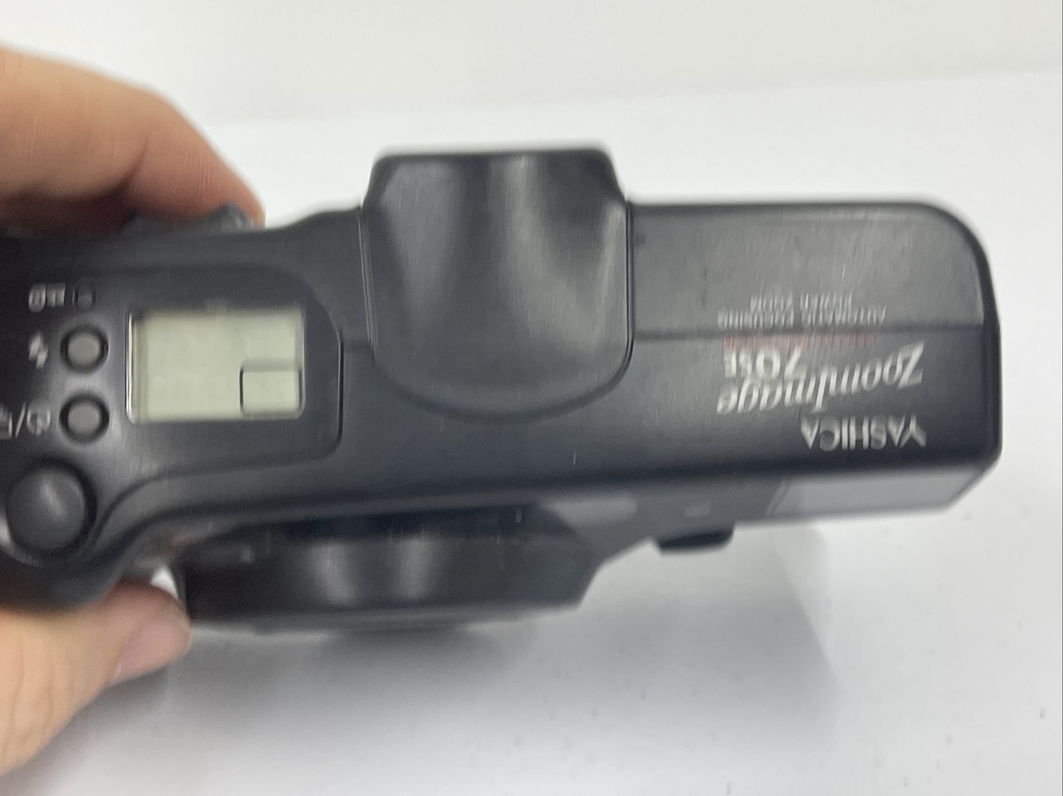 Yashica Zoom Image 70 SE Point and Shoot Film Camera UNTESTED AS