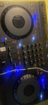 AlphaTheta DDJ-GRV6 DJ Controller