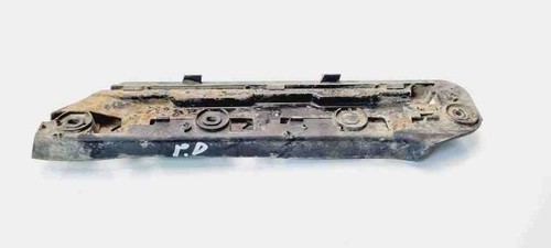 VW CADDY III Furgon 2KA, 2KH, 2CA, 2CH Stoßstangenhalter vorne rechts 31074715