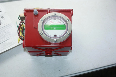Murphy Model Number LM301 Lube Level Maintainer Low Switch Contacts New Open Box