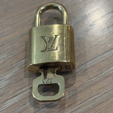 Louis Vuitton Vintage Brass PadLock Lock w/Key 323