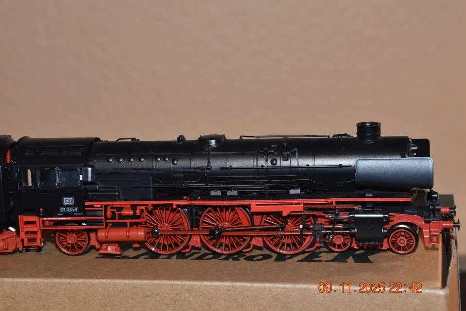 Märklin H0 37105 Dampflok BR 01.10 DB Ep. lll Digt. mfx Sound - Bild 4 von 4