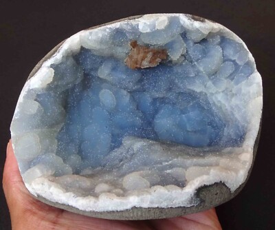 CALCITE CLUSTER IN BLUE CHALCEDONY GEODE BASE 0719