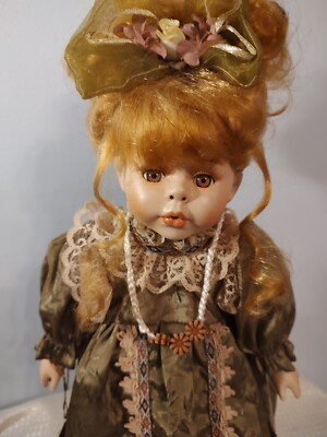 Seymour Mann Dolls Connoisseurs Collection ''Kiss Me'' Porcelain Doll 16'' 