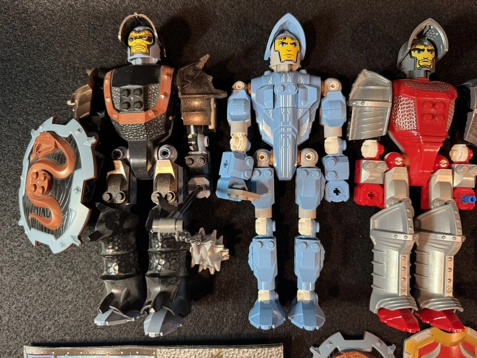 LEGO Castle Knights' Kingdom - FIGURE LOT 5 - Image 2 of 4