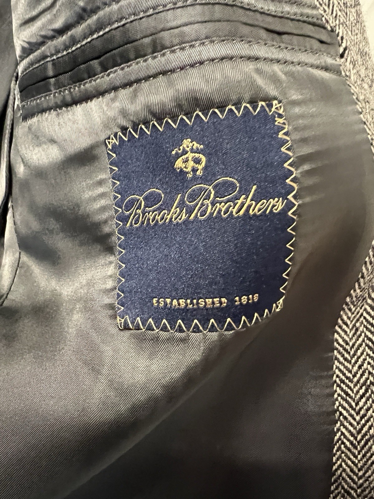 Brooks Brothers Herringbone Pattern Wool Blazer M… - image 3