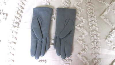 Beautiful SOFT GENUINE LEATHER Gray GLOVES CASHMERE LINING MADE IN ITALY SM NEW