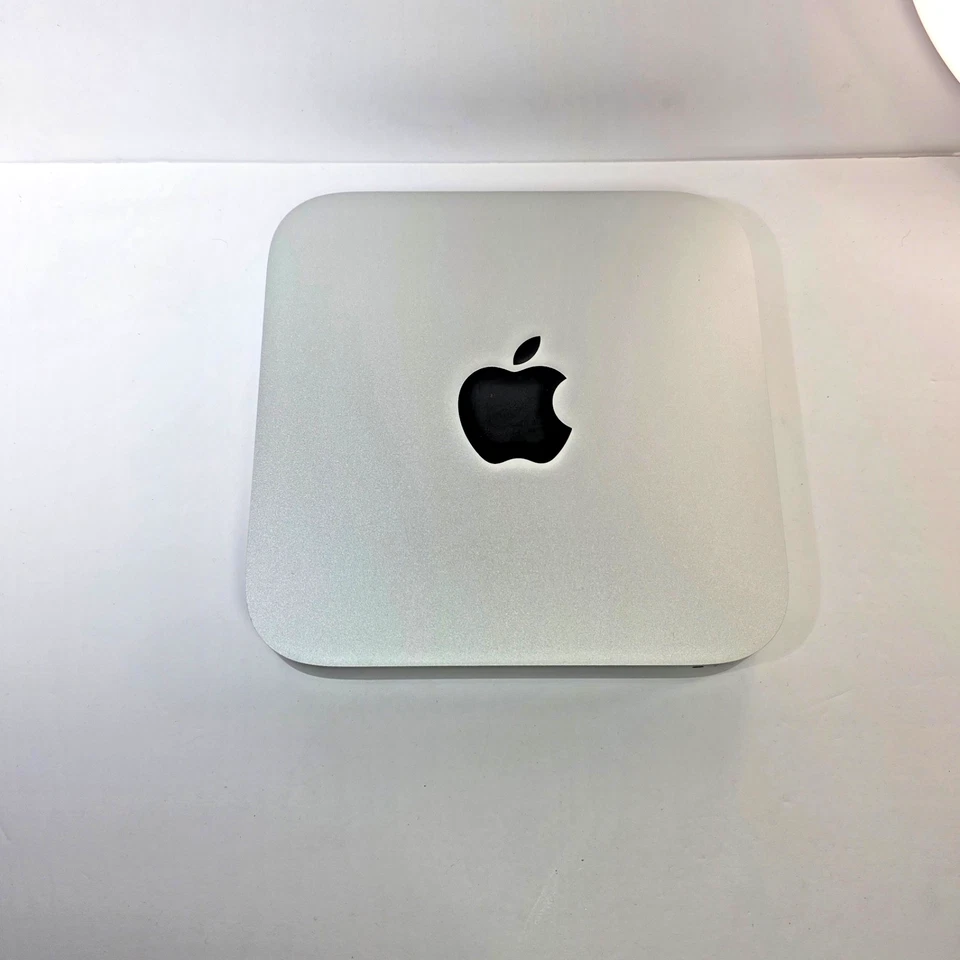 Apple Mac Mini Late 2014 2.6 GHz Intel Core i5 8GB RAM  ITB SSD - Image 3 of 3