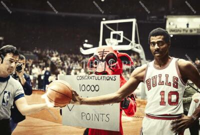 DO40 Bob Love Chicago Bulls 10K Points 8x10 11x14 16x20 Colorized Photo