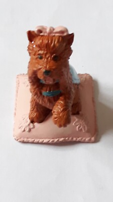 M.E.G Hund Welpe Figur Spielzeug 1995