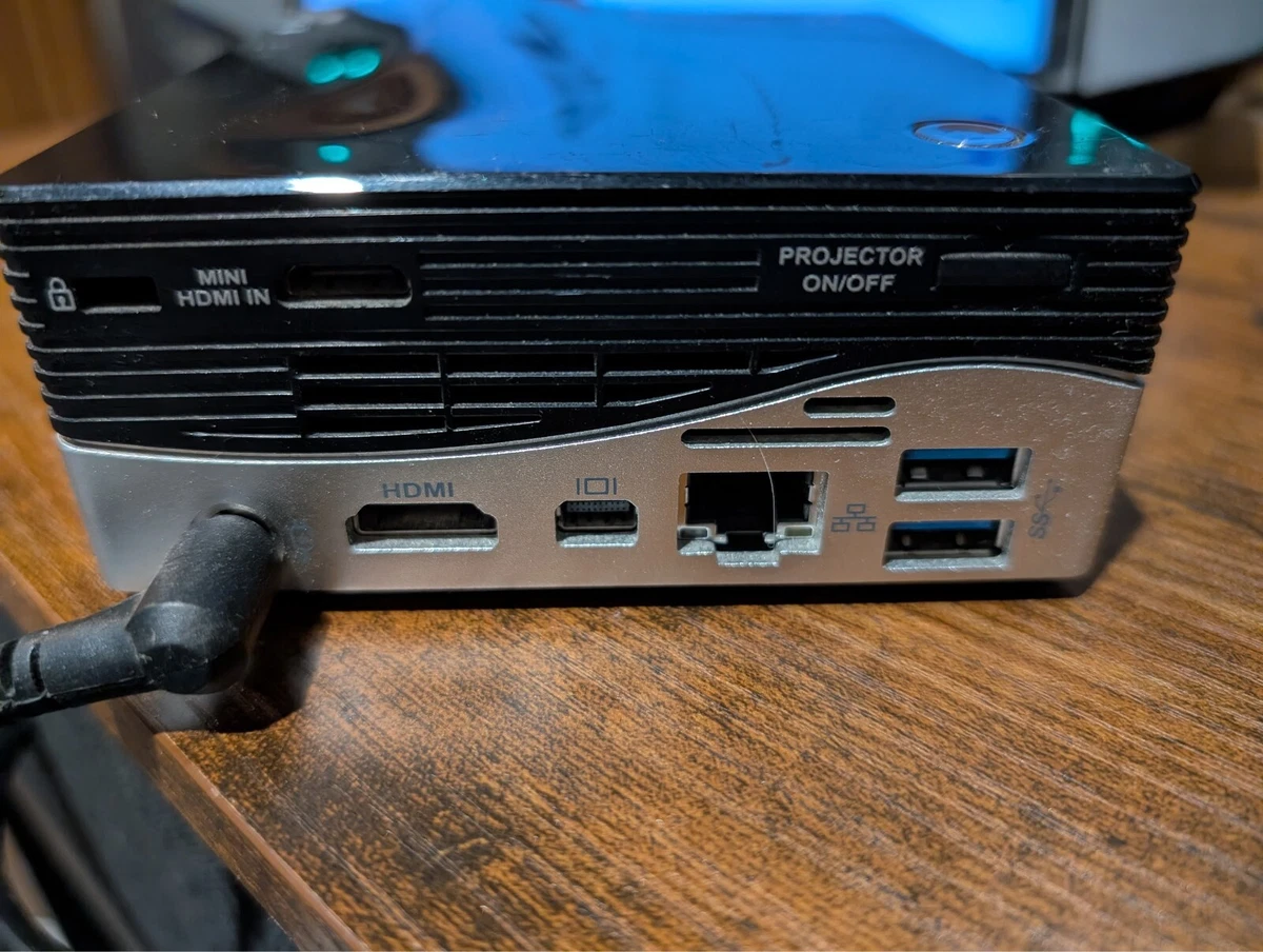 Gigabyte BRIX Mini PC BXi3-4010 Gigabyte BRIX Mini PC BXi3-4010