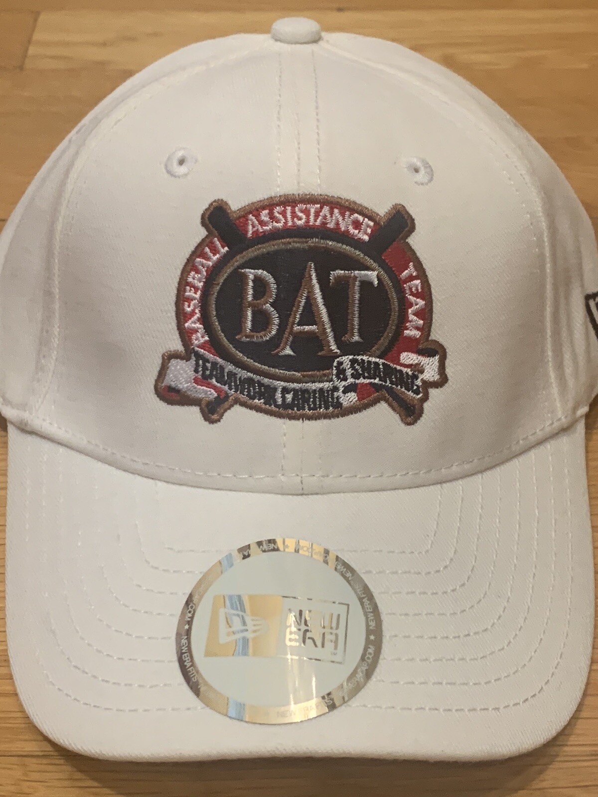 NEW ERA B.A.T BASEBALL ASSISTANCE TEAM WHITE HATMLB CHARITYADJUSTABLE