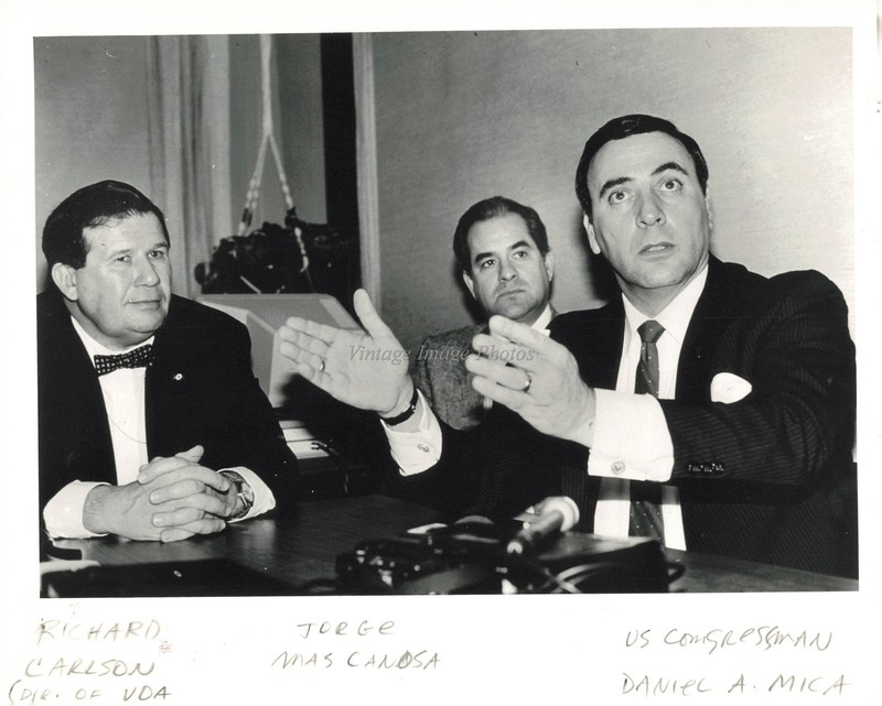 1988 Wasatch National Forest Richard Carlson Jorge Mas Canosa Photo 8X10