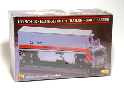 Lindberg 1055 HO Scale SnapFit GMC Sleeper Refrigerator Trailer Truck Model Kit