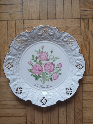 La Reine Victoria Teller By Christine Getlay The Queen Victoria Rose Teller