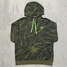 Nike Hoodie Mens M Green Camo Swoosh Logo Sportwear Club Fleece Sweatshirt