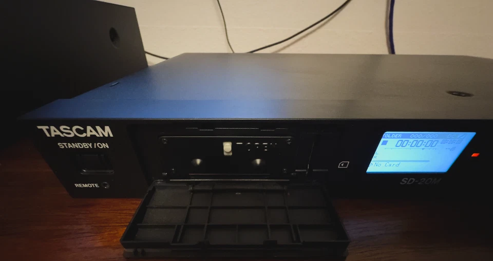 Tascam SD 20M / Audiorecorder 24Bit 96kHz - Bild 2 von 4