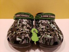 Crocs  Minecraft Classic Clogs Grey/ Black  Men's 6 / Women's 8  NWT
