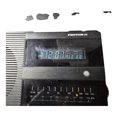 PROTON 320 AM/FM Doppia Sveglia Radio Vintage Nero Retrò Bass Treble TESTATA  - Foto 12 di 12