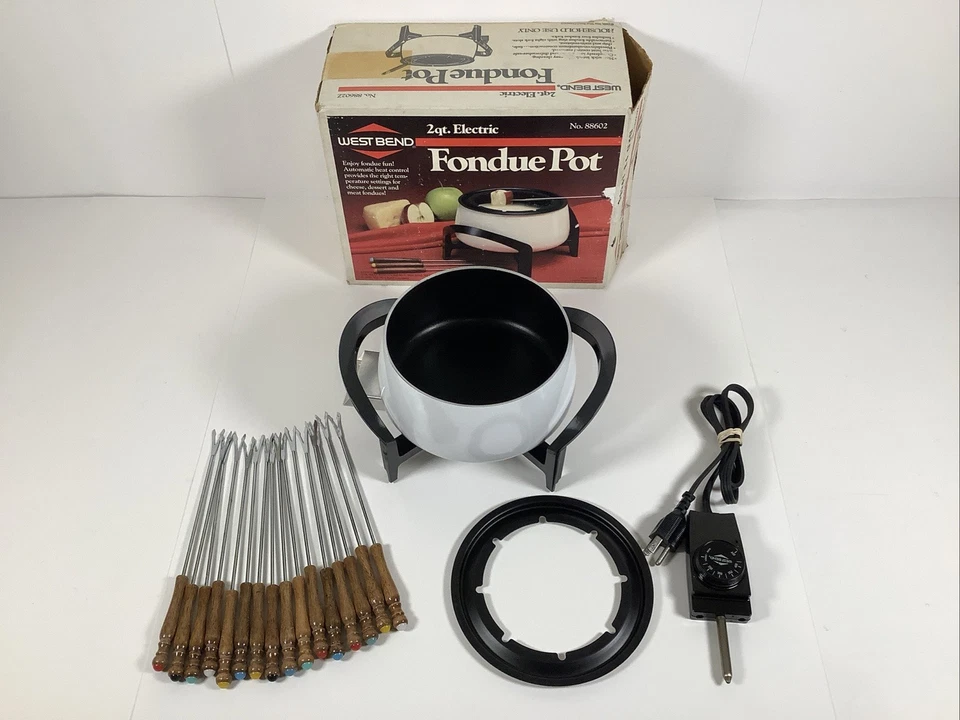 Vintage 1989 West Bend 2 QT Electric Fondue Pot in Box with 16 Forks Made in USA - Imagem 2 de 4
