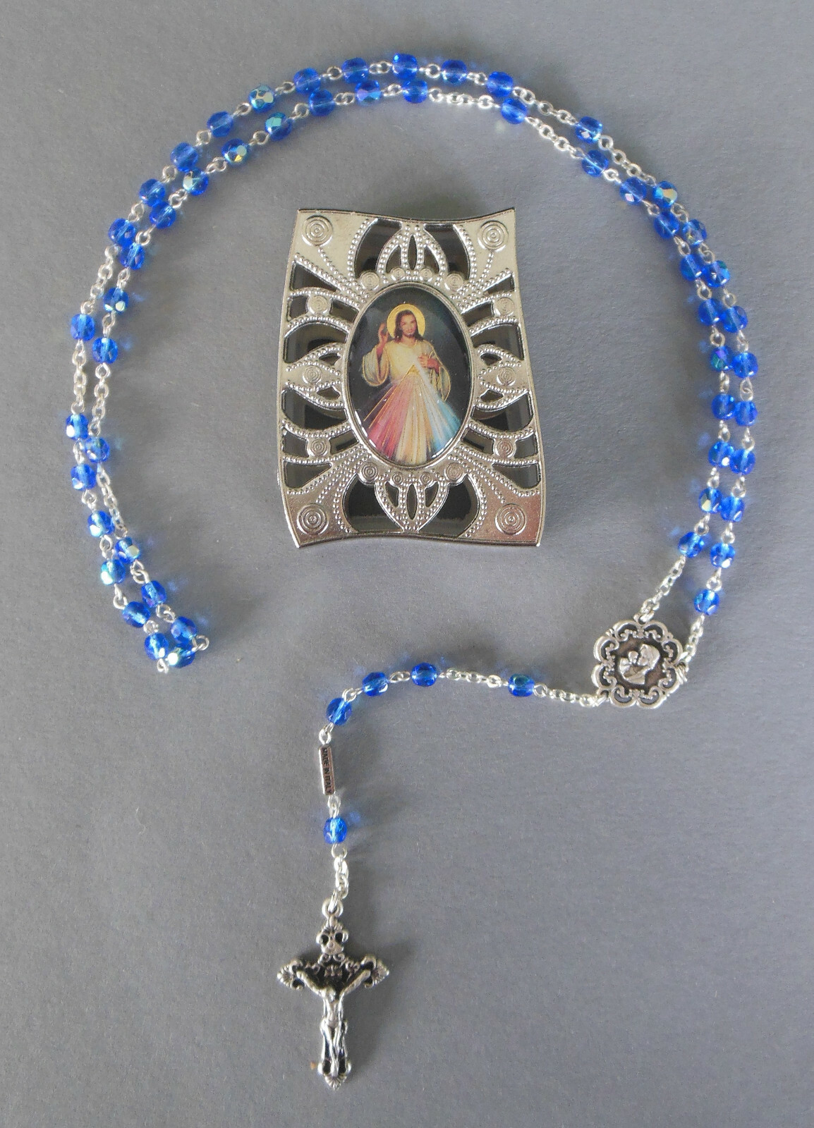 Ghirelli Rosenkranz blau schimmernde Perle Schatulle Jesus Erstkommunion GH11296