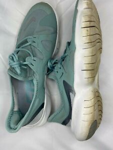 nike free light blue