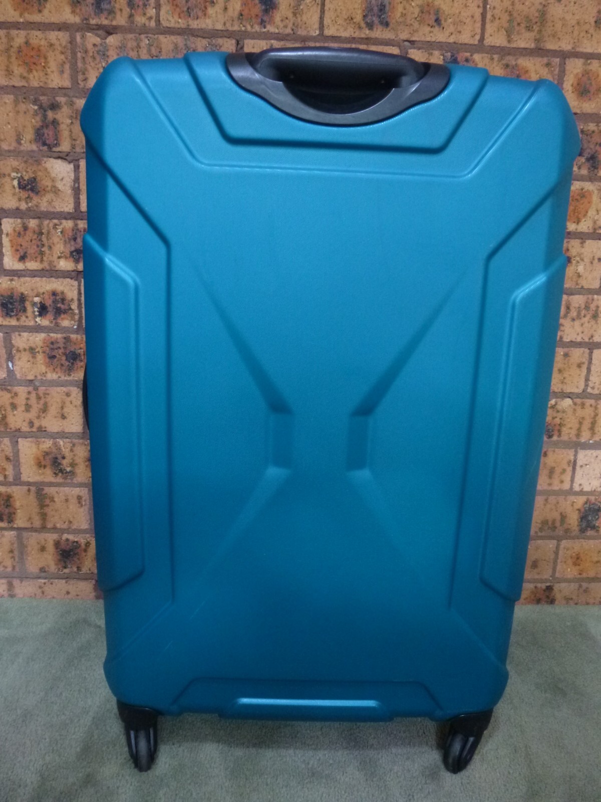 SAMSONITE luggage extra large 82x54x35cm blue 4 wheels used once NSW