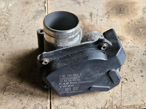 VW Polo 9N Fox 1,2   Drosselklappe  03D133062F