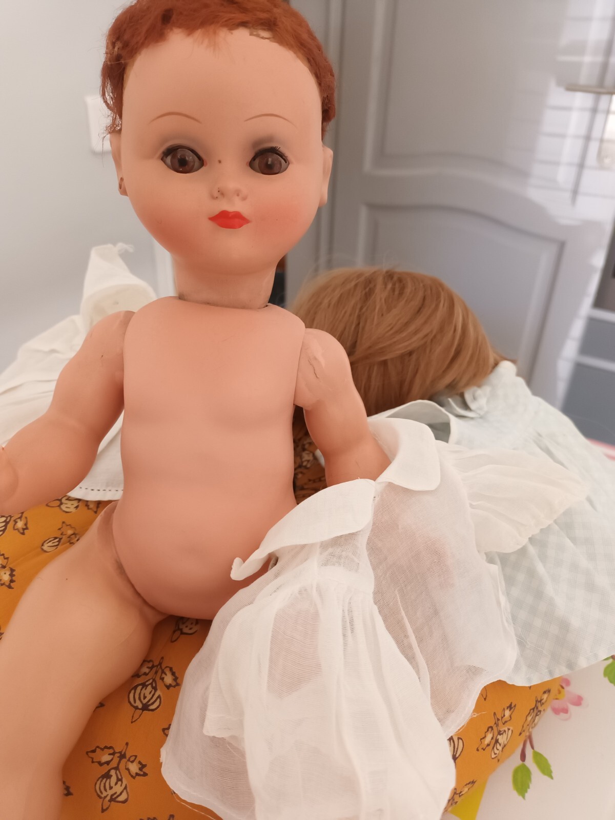 ANCIENNE POUPEE BELLA EN RHODOID AVEC SES VETEMENTS 24cm jouet collection EUR 30,00 - PicClick FR
