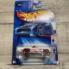 2004 Hot Wheels 124 Star Spangled 2 T-Bird 1957 2/5