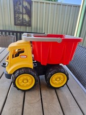 Little Tikes Dirt Dump Truck