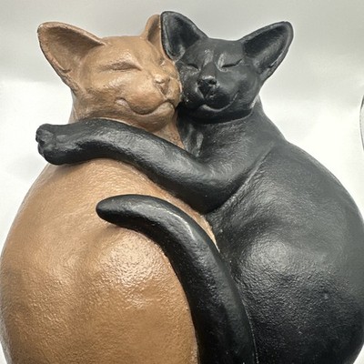 Cuddling Cats Pottery Sculpture Black & Brown Susie Marsh Style Ceramic Figure