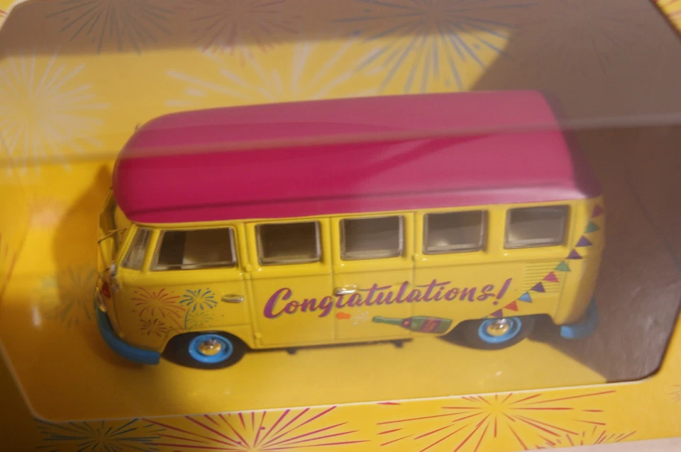 Corgi Classics Volkswagen  Campervan "Congratulations"  CC02736 1/43 (B) - Image 4 of 4