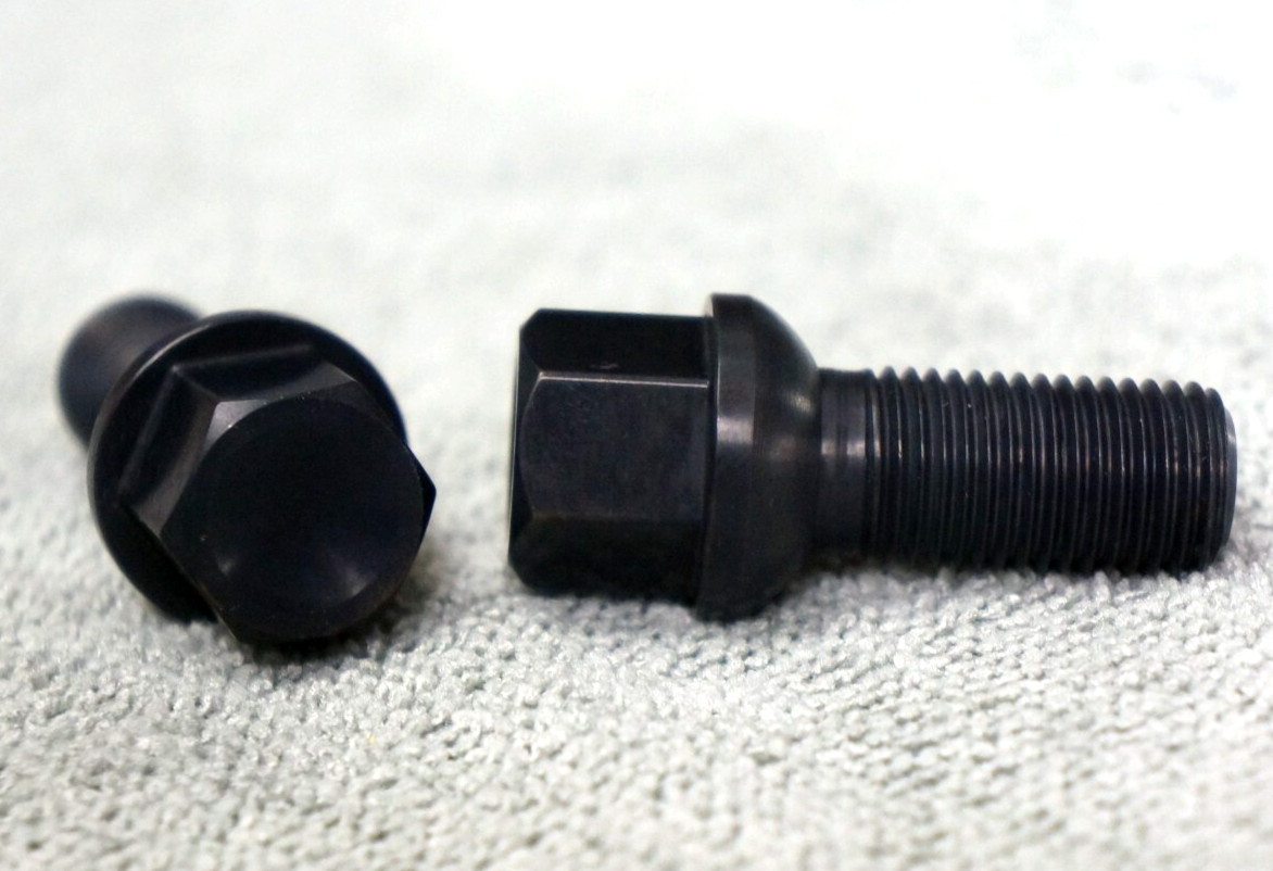 20x Black Titanium Wheel Lug Bolt 14x1.5 Audi VW Bentley Mercedes Genesis