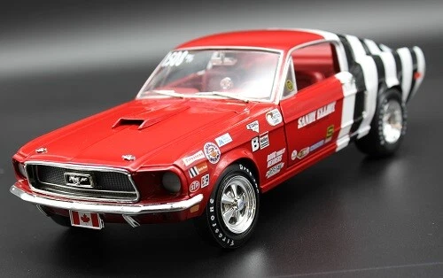 Ford Mustang Cobra Jet SANDY ELLIOT 1968 escala 1:18 Auto World embalaje original NUEVO - Imagen 6 de 12
