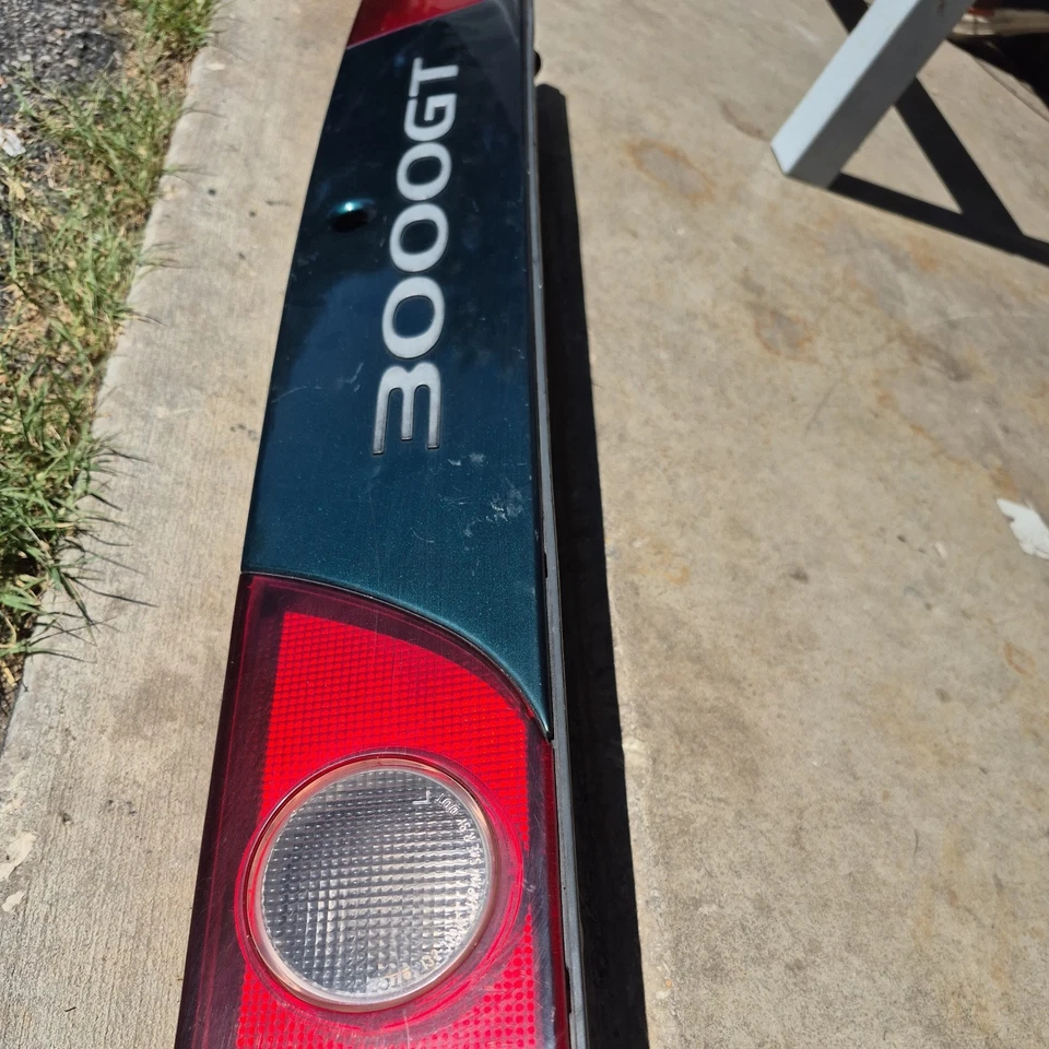 LUZ TRASERA MITSUBISHI 3000GT 1994-1998 DECORACIÓN #082728-13A Foto 3 de 4