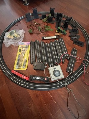 Train Track Rails And Remote  Untested But All Hooks Up Together Just Fine.