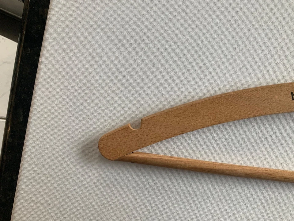 Antigo cabide de roupas alemão de madeira MAINZ-KASTEL autêntico raro em excelente estado usado - Imagem 4 de 4