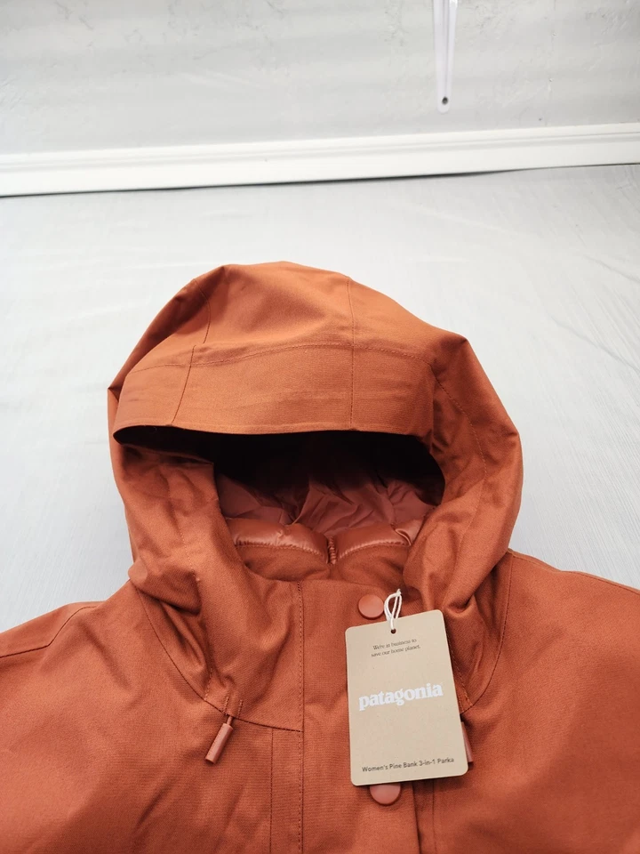 New Patagonia Women's Pine Bank 3-in-1 Parka Burnished Red Orange Medium $549 - Image 2 of 4