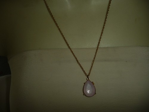 DELIQUET PENDANT OPALESCENT TEAR DROP W GOLD TONE CHAIN NECKLACE #26/28 - Picture 5 of 5
