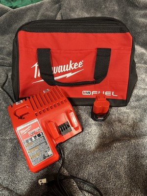Milwaukee M12 2.0 Battery + M12/M18 Charger + M18 Fuel Tool Bag Bundle