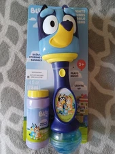 New Bluey Lights & Sound Bubble Wand, Includes Bubble Solution - Plays Music