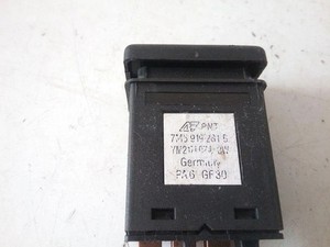 FORD GALAXY WGR Parktronik Schalter 7M5919281B 1.90 Diesel 85kw 2004 20327061