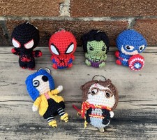 Handmade Crochet Keychain Doll, Amigurumi Yarn Toy, Cute Gift