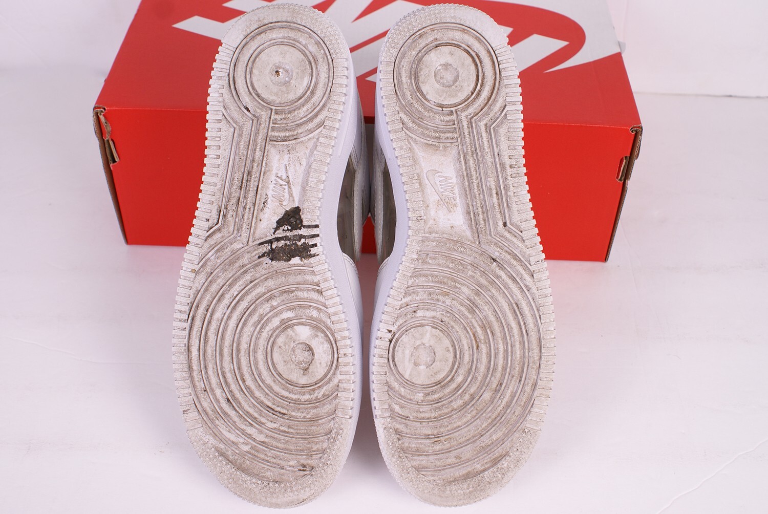 2019 Olivia Kim x Nike WMNS Air Force 1 F&F BETTY BOOP Sz 7.5W / 6M CT2276 100 image 8