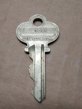 GRAHAM MFG # 2634 - House Trunk Padlock Cam Lock Key USA Antique 