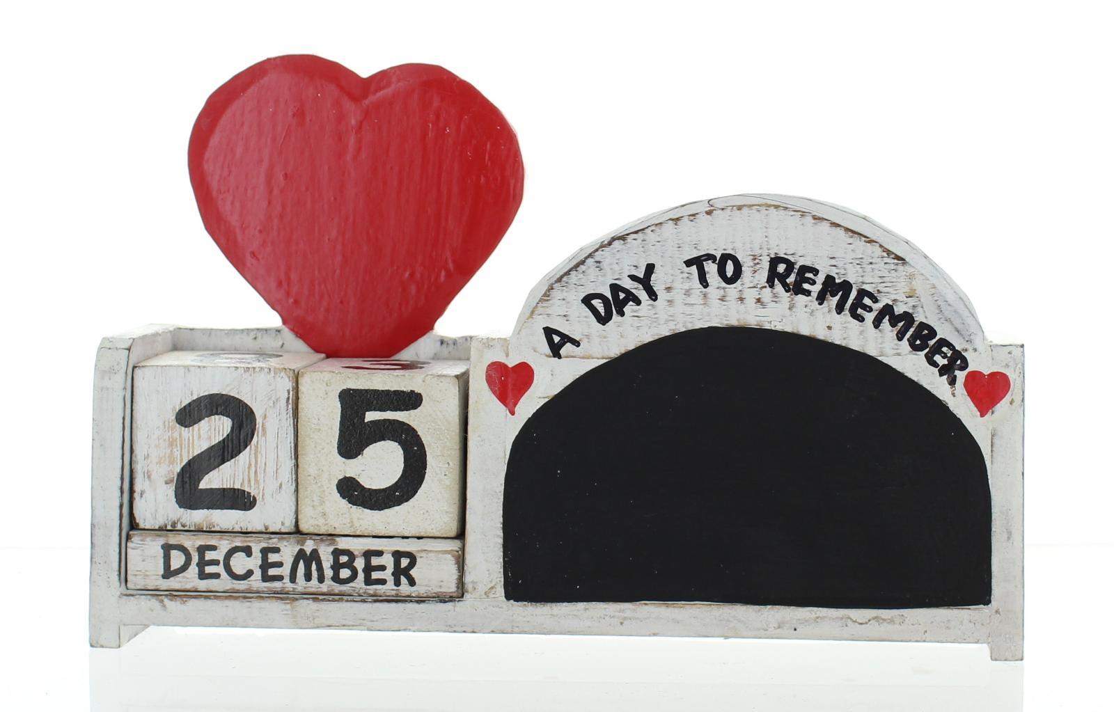 Wooden Perpetual Block Heart Calendar Chalk Board Memo Board Desk Tidy Pens