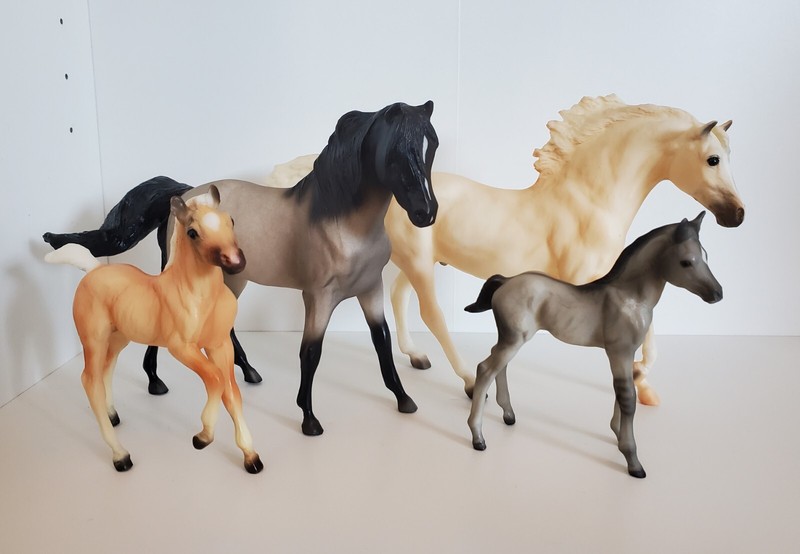 Breyer Horse #1225 Cloud's Legacy Classic Family Andalusians Mesteno Mustang